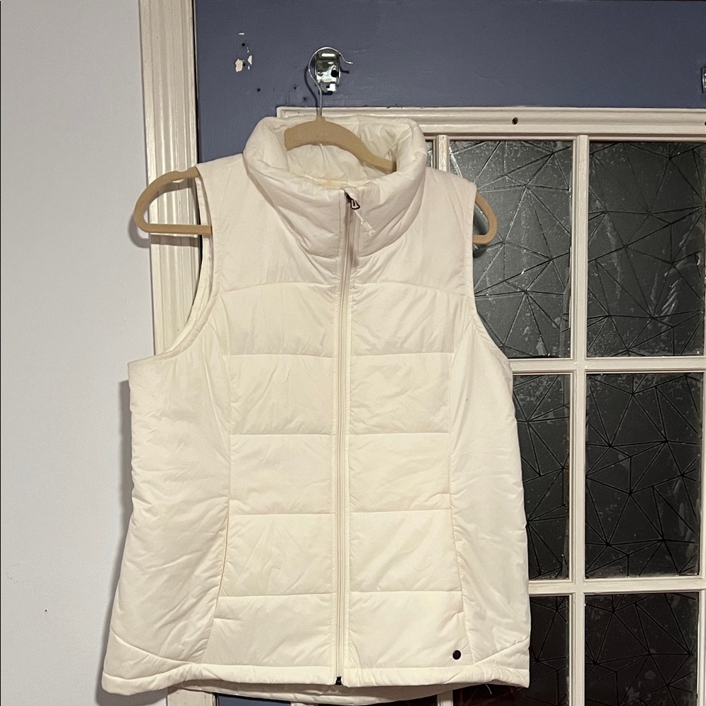 CALIA by Carrie Underwood Off-White Quilted Vest size large - Picture 1 of 4
